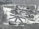 飛行機から見えた「網走監獄博物館」。放射状に広がる五翼放射状舎房がわかる