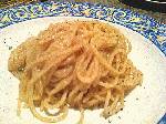 金曜日しかオープンしないイタリア料理店で、地元玉ねぎのスパゲティをいただく。これはハマる